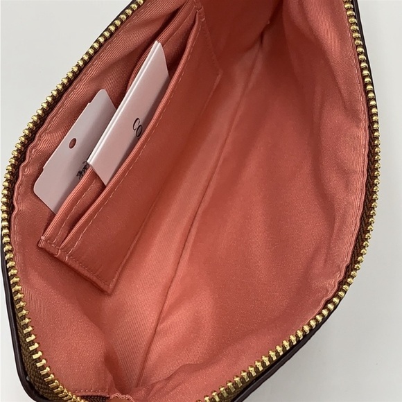 COACH NWT Large Corner Zip Wristlet In Signature Canvas With Candy Print - Picture 9 of 11